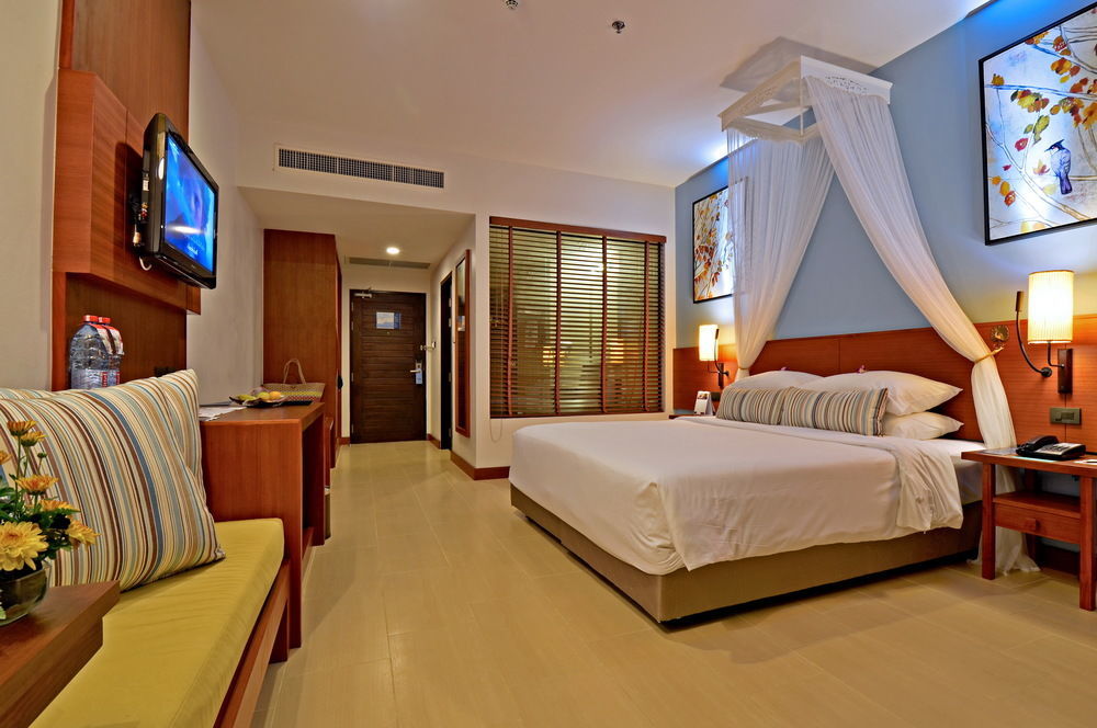 Deevana Plaza Krabi Aonang होटल 4*